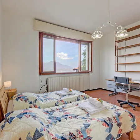 Holiday home La Finestra Sul Lago - Happy